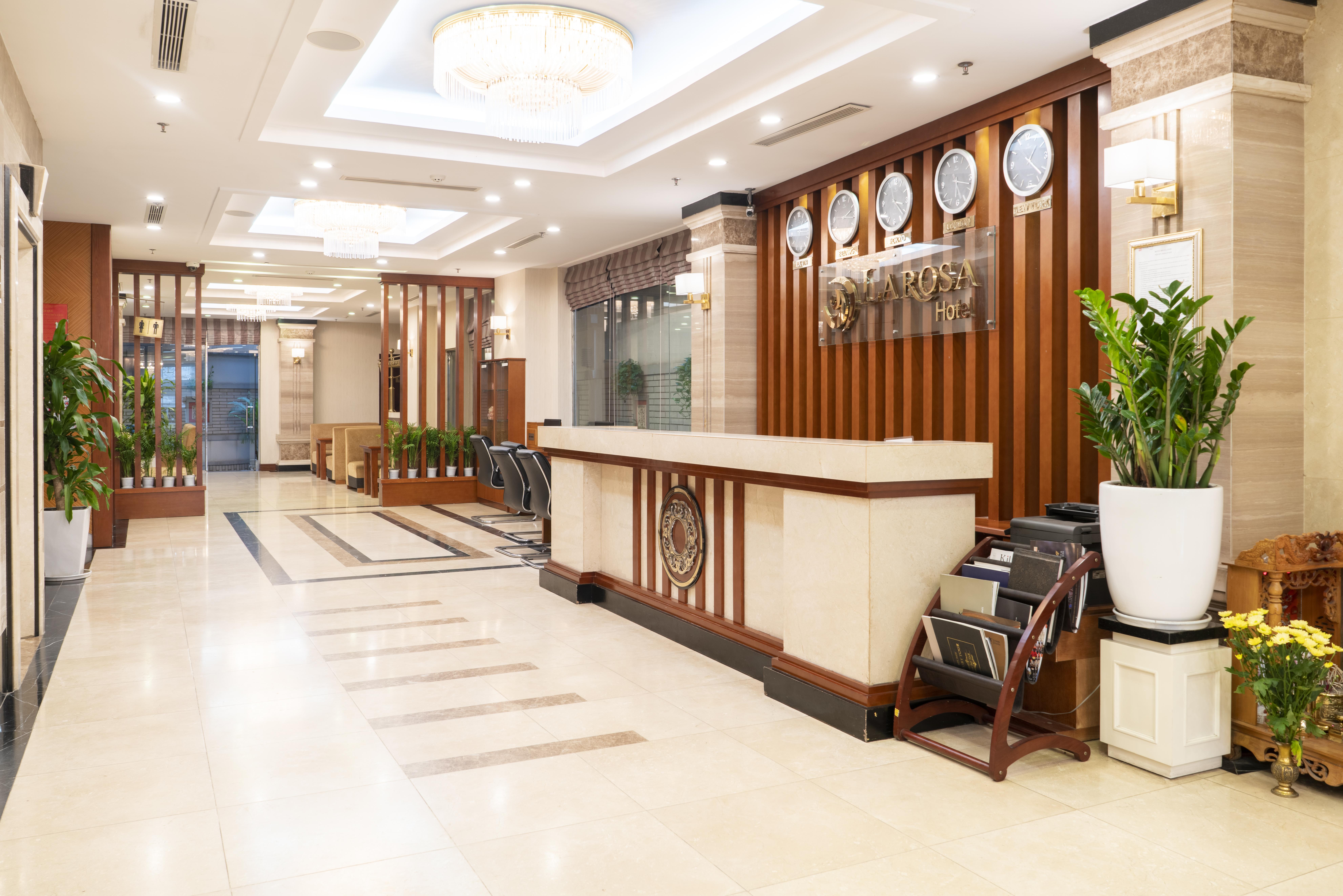 Hanoi Larosa Hotel Buitenkant foto