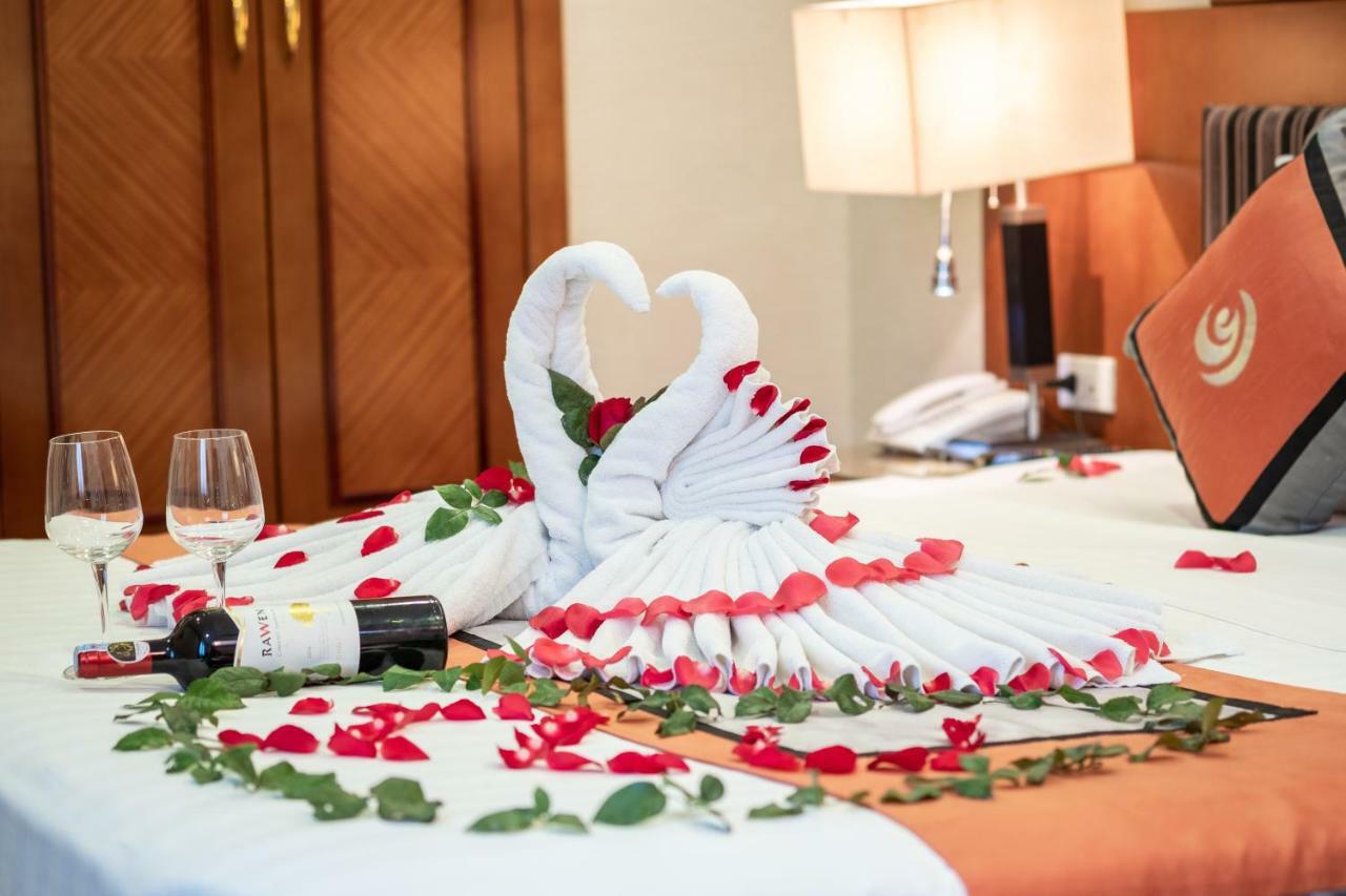 Hanoi Larosa Hotel Buitenkant foto